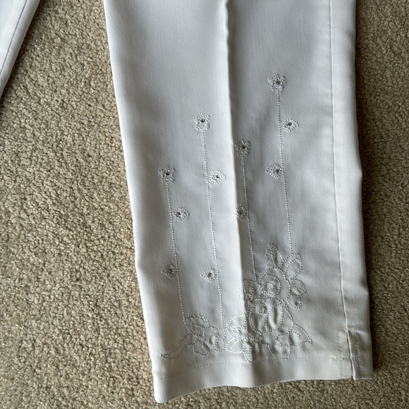 White pants & blue & white embroidered blouse - Picture 6 of 14